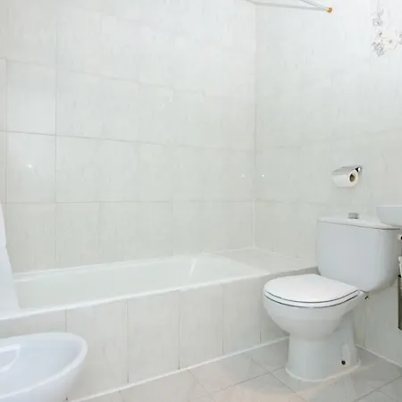 Manolo Guest house 2*